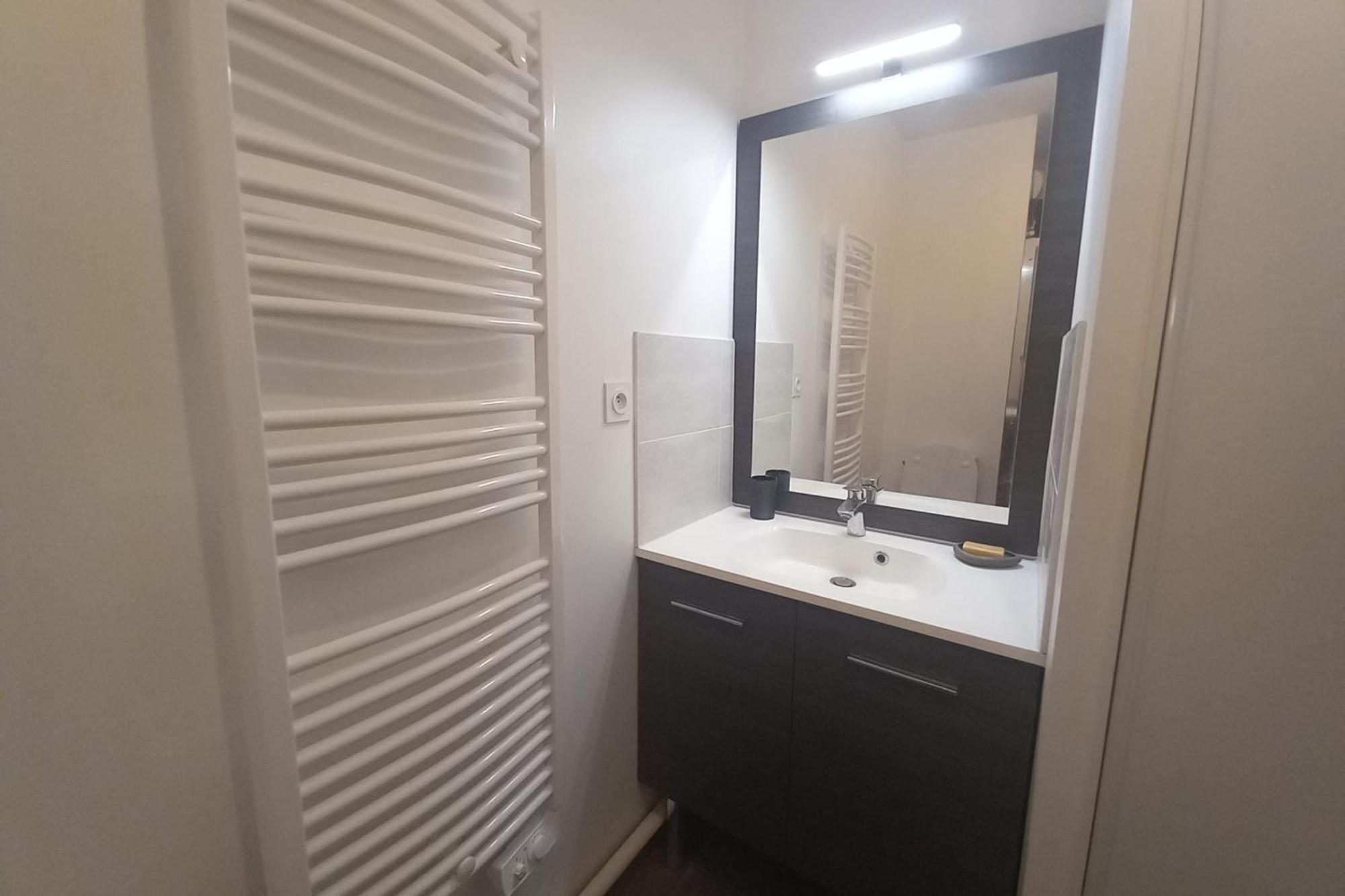 69A - Cosy Studio Ideally Located Lyon Gerland Bagian luar foto